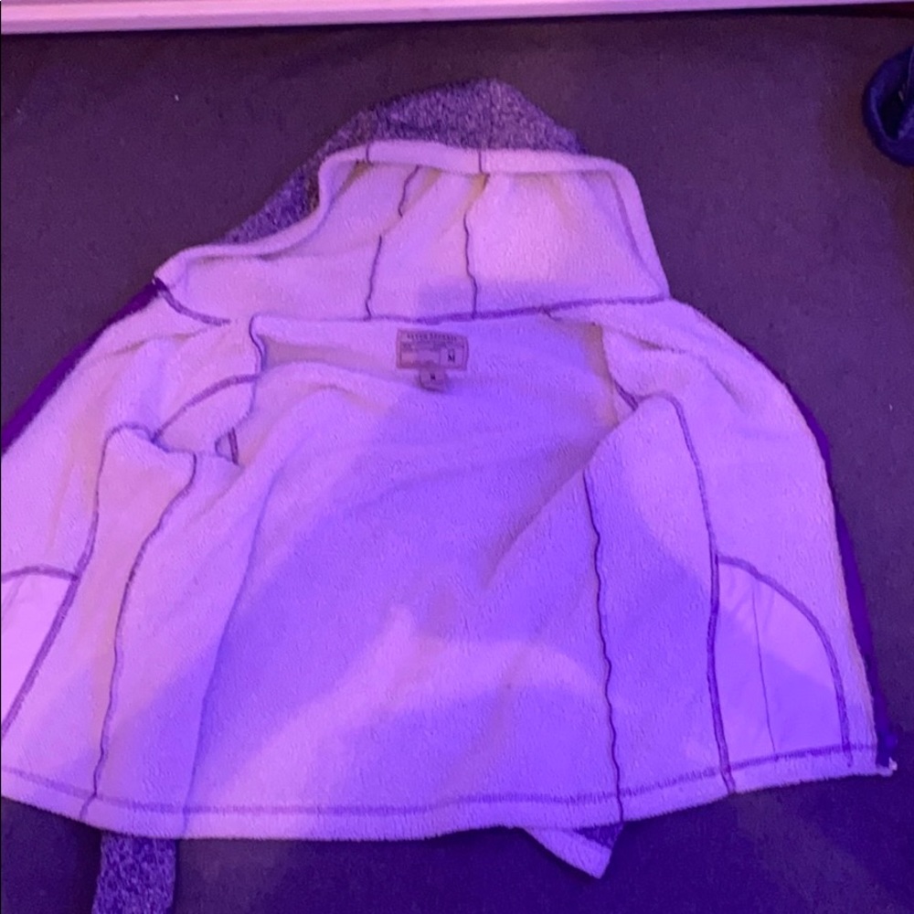 Sweater - Picture 2 of 4